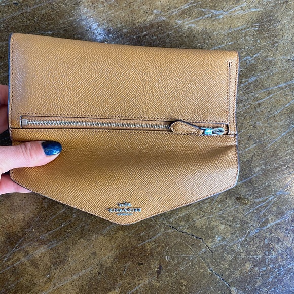 Authentic coach large wallet women’s - Picture 9 of 16